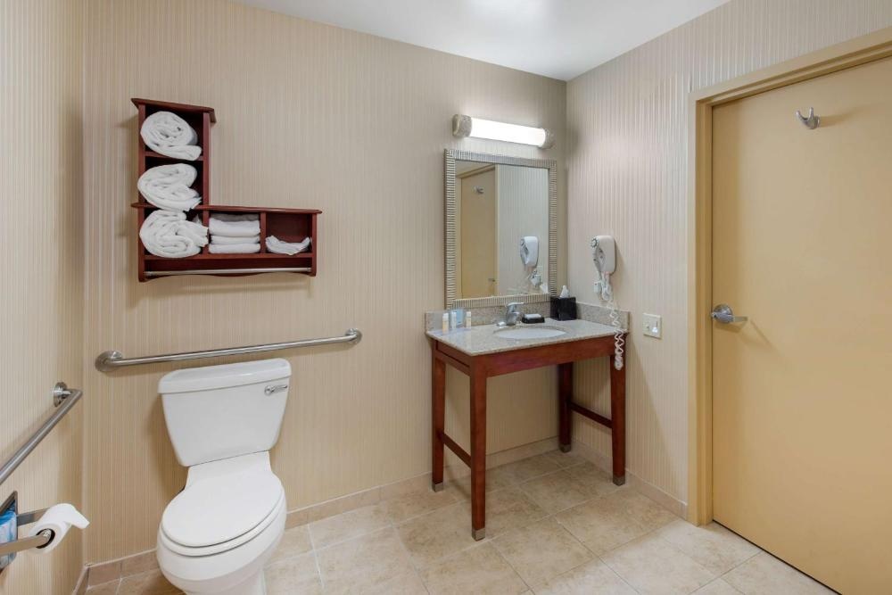 Hampton Inn & Suites Arcata Imagen 15