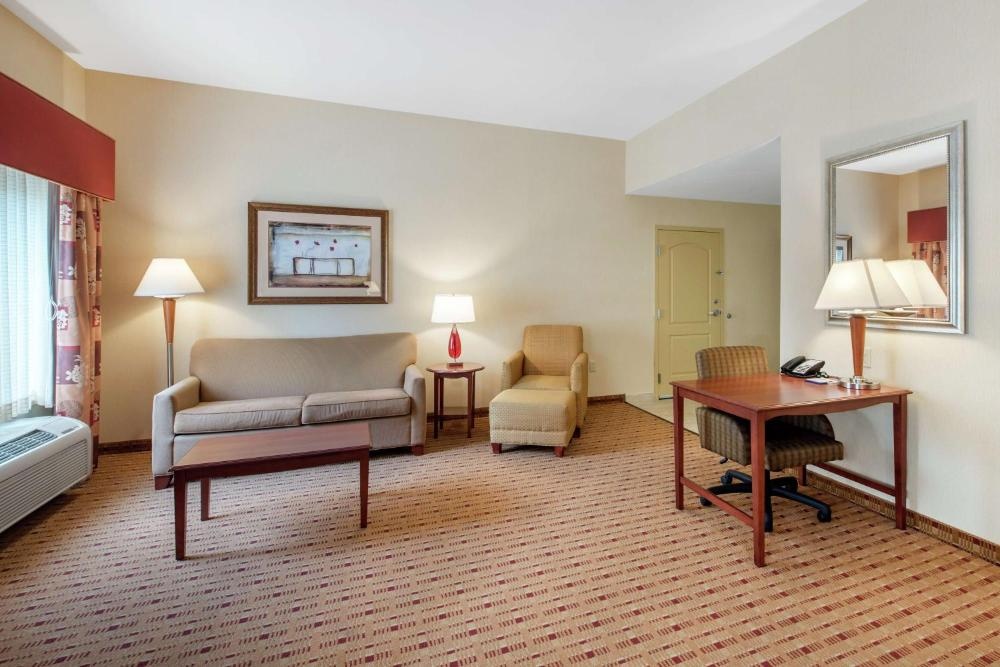 Hampton Inn & Suites Arcata Imagen 25